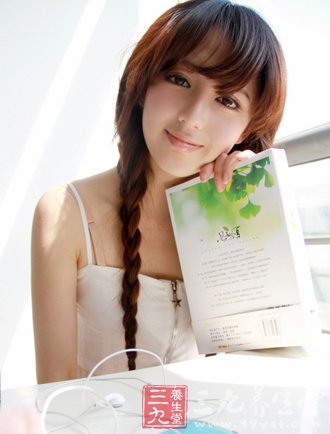 點擊將在新窗口查看全圖 中醫(yī)養(yǎng)生 巧用艾灸預(yù)防經(jīng)常感冒